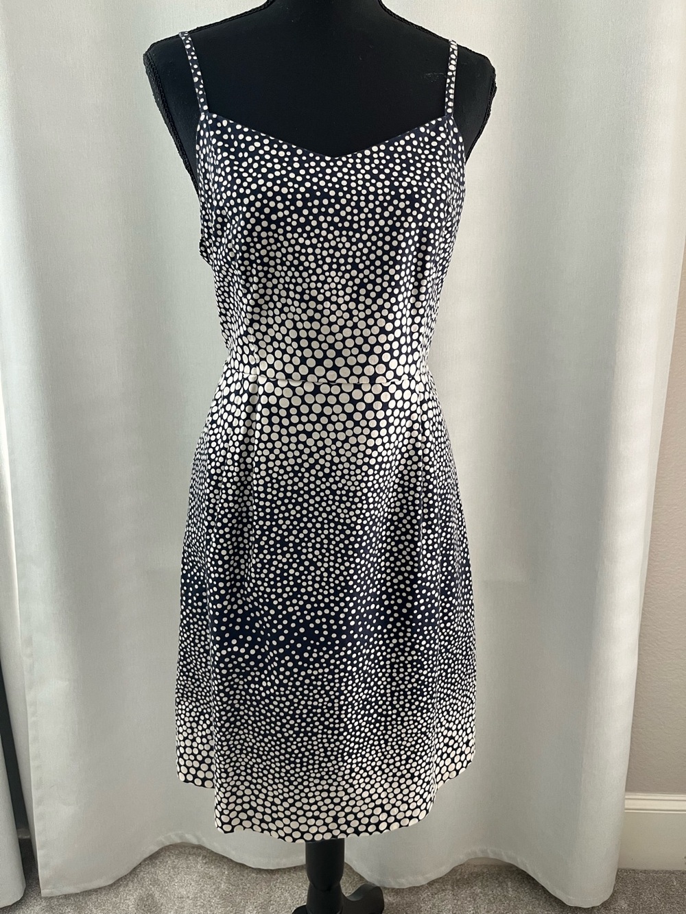 LOFT Navy & Cream Dots Summer Knee Length Thin Strap Dress Sz Med 8 EUC